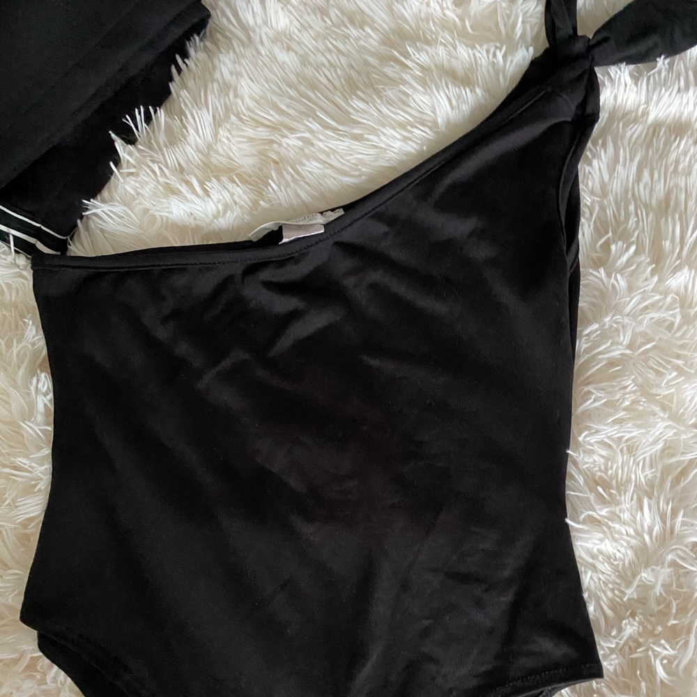 Black one sleeve tie body suit